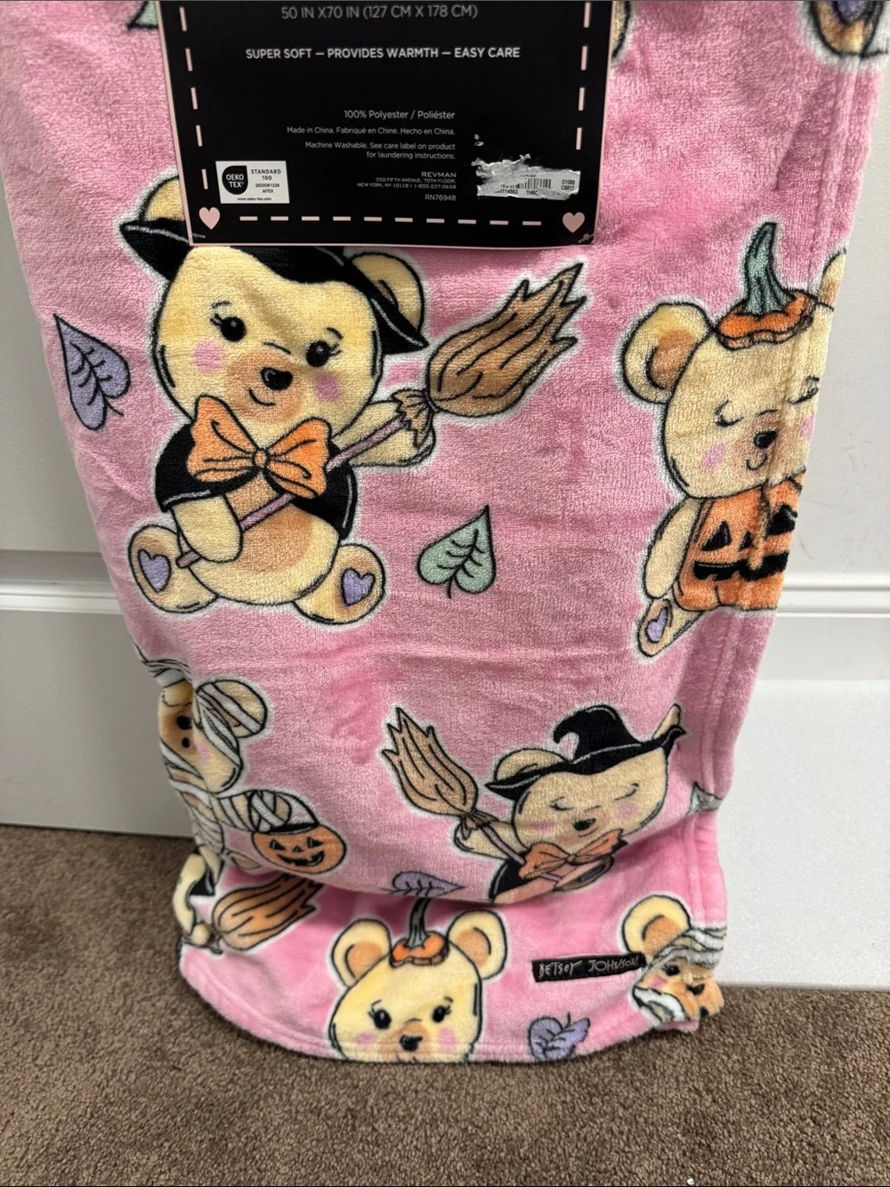 Betsey Johnson teddy bear witch Halloween themed throw blanket 50” x 70” NWT